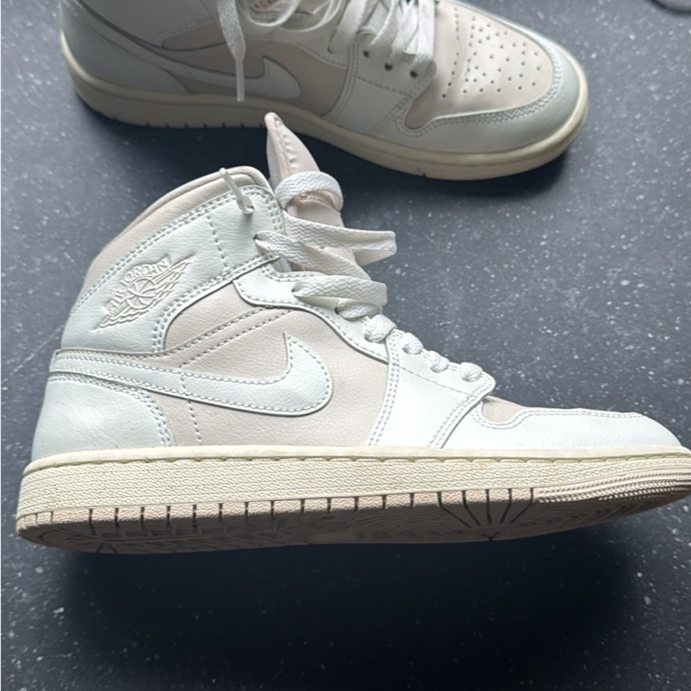 Nike Air Jordan Cream and White High-Tops